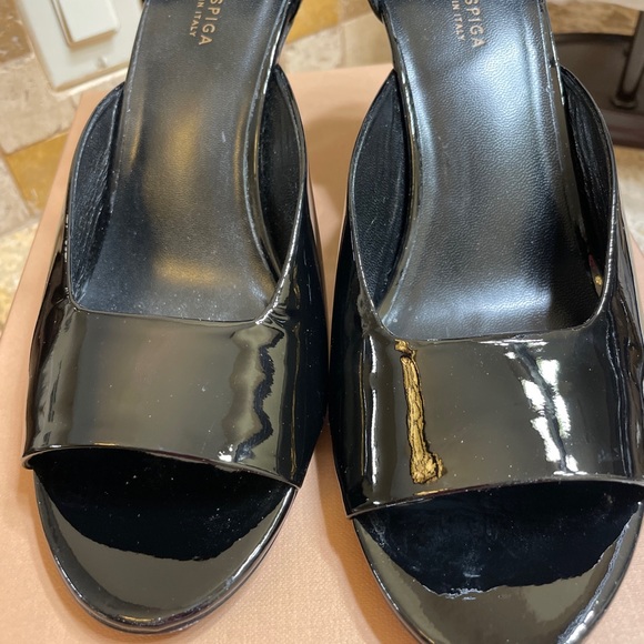 Via Spiga V-Jennie, Black Patent pump Size 7 - EUC - MSRP $325 - Picture 2 of 12